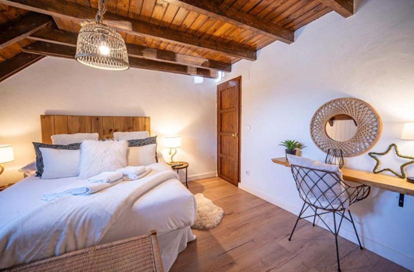 Casa Catania-Acogedora Casa Con Impresionantes Vistas-Fibra Optica Villa Salardú Exteriör bild
